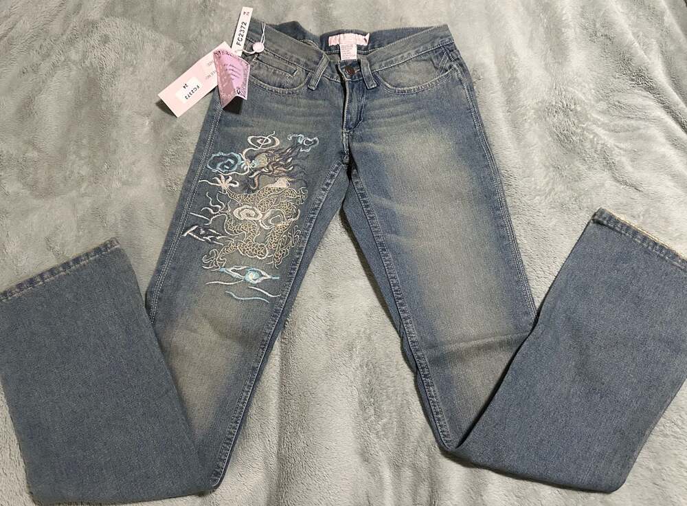 NWT - Fancy Collection Y2K Embroidered Dragon Bootcut Jeans, Size 24
